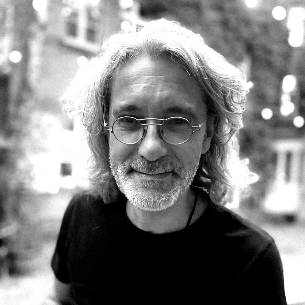 Thomas Tom Wilhelm, Heilpraktiker für Psychotherapie mit Praxis in Saarbrücken, Saarland.