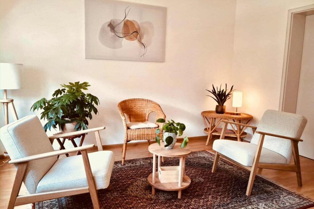 Privatpraxis für Psychotherapie in Saarbrücken nach dem Heilpraktikergesetz: Niritya & Tom informieren über ihre Honorare.