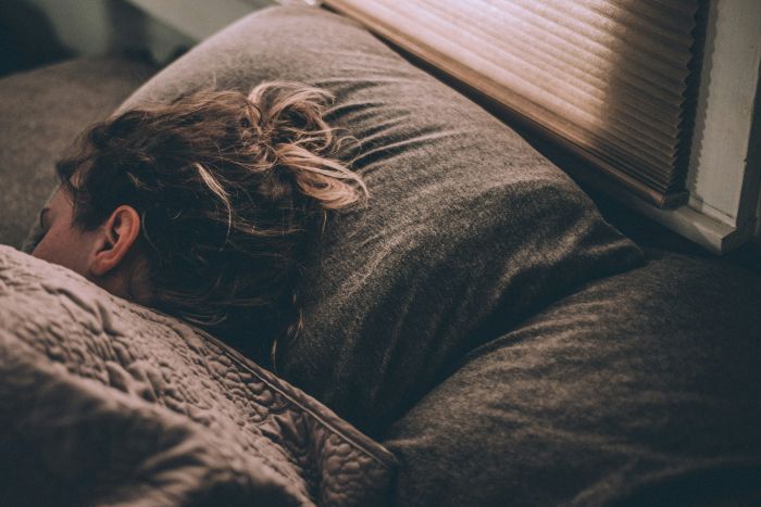 Bei nichtorganischen Schlafstörungen spielt oft die Psyche eine Rolle. Niritya und Tom, Heilpraktiker für Psychotherapie in Saarbrücken, bieten eine psychotherapeutische Begleitung bei Schlafproblemen.
