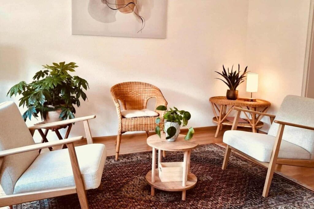 Privatpraxis für Psychotherapie in Saarbrücken nach dem Heilpraktikergesetz: Niritya & Tom informieren über ihre Honorare.